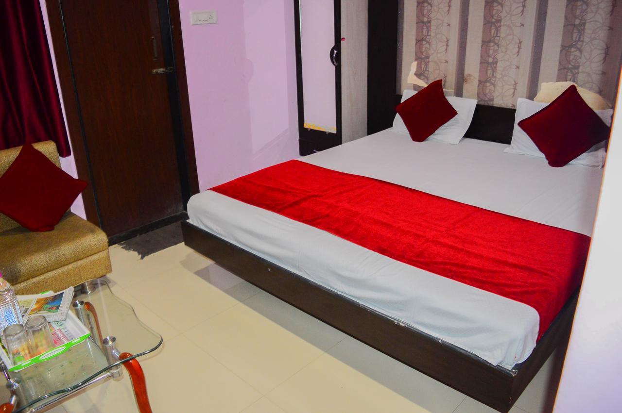 Hotel Royal Palace - 150 Meters From Mahakal Temple Ujjain Exterior photo